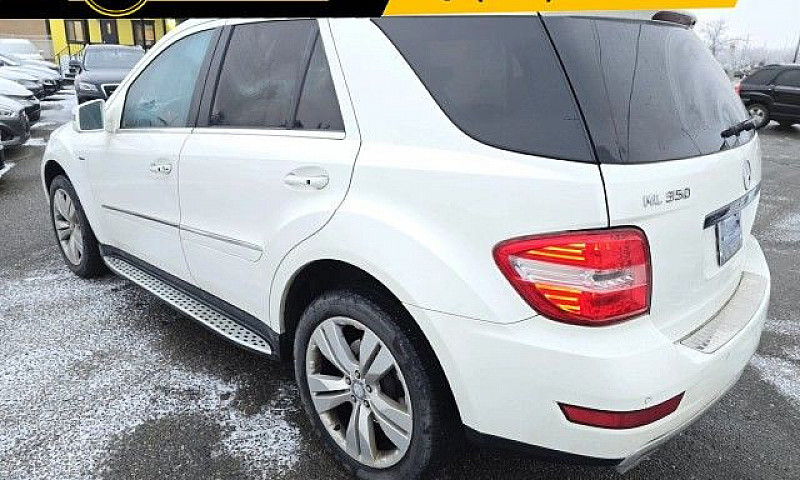 2011 Mercedes-Benz M...