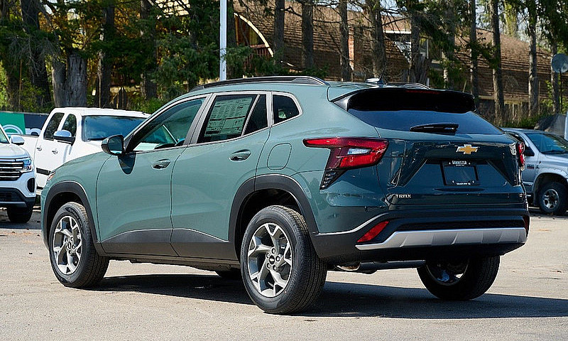 2025 Chevrolet Trax...