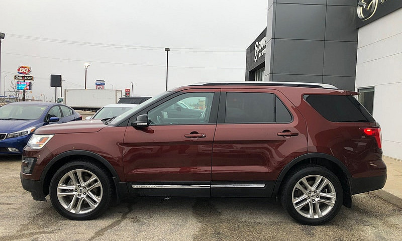 2016 Ford Explorer X...