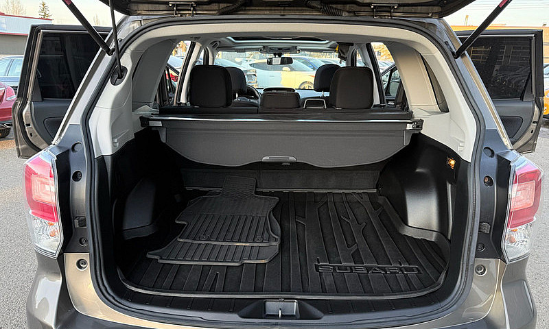 2017 Subaru Forester...