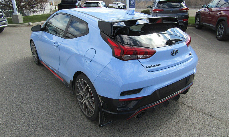 2019 Hyundai Veloste...
