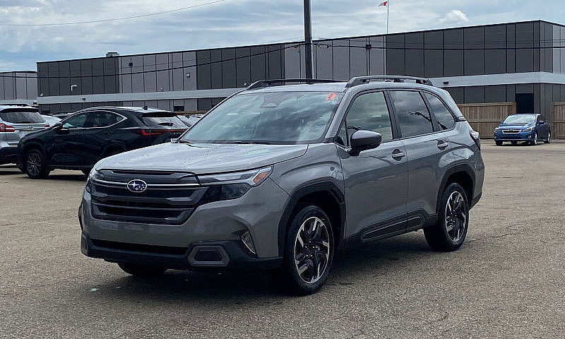 2025 Subaru Forester...