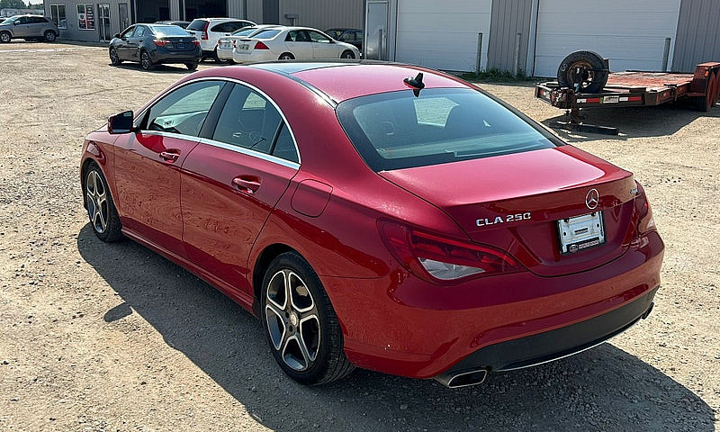2016 Mercedes-Benz C...