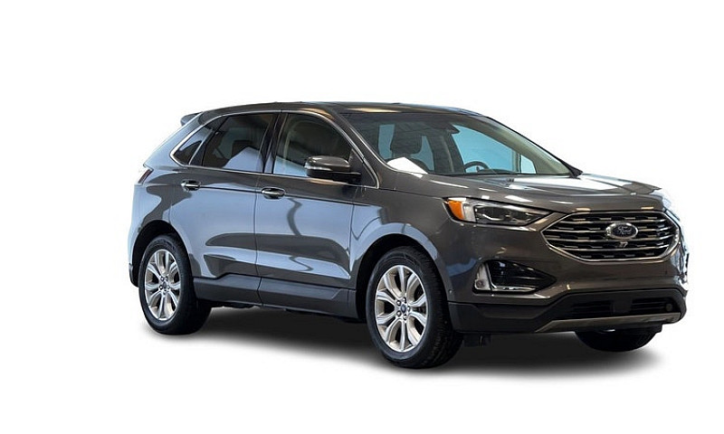 2020 Ford Edge Titan...