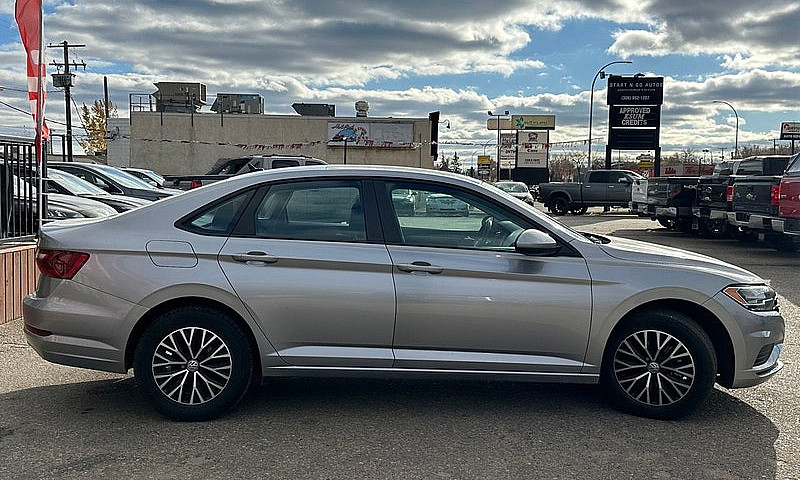2021 Volkswagen Jett...