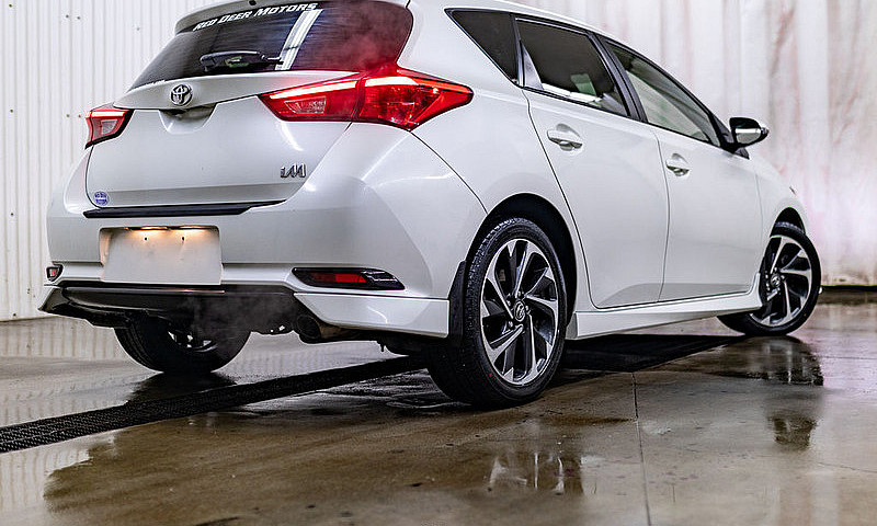 2017 Toyota Corolla ...
