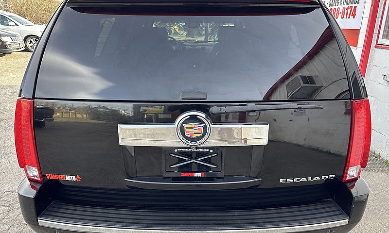2013 Cadillac Escala...