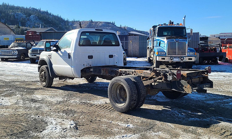2008 Ford F550...