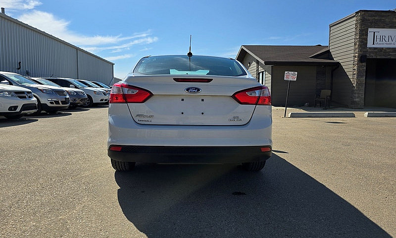 2014 Ford Focus Se *...