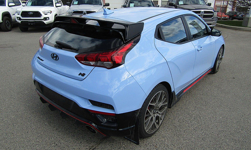 2019 Hyundai Veloste...