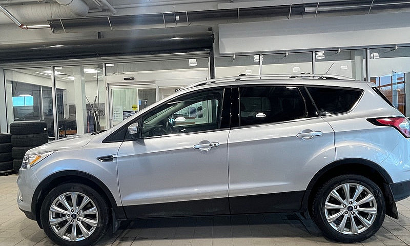 2018 Ford Escape Tit...