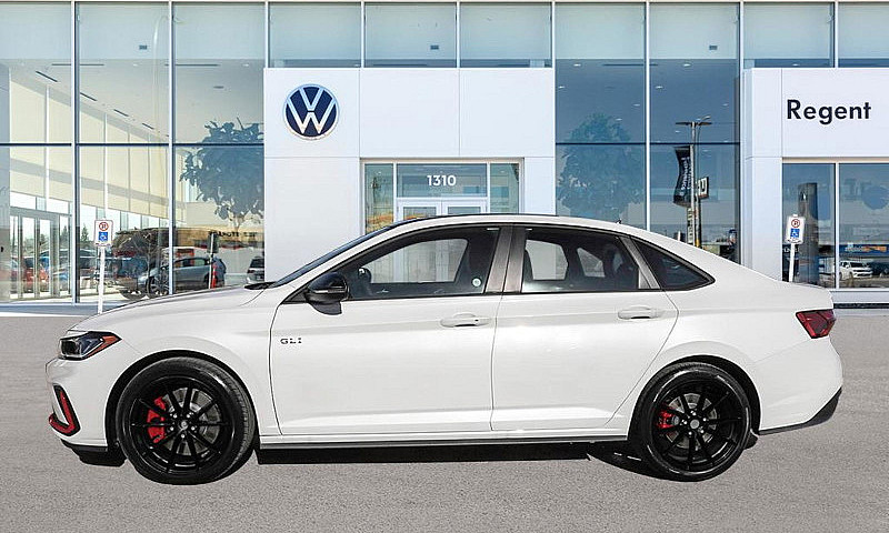 2025 Volkswagen Jett...
