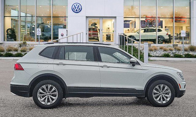 2021 Volkswagen Tigu...