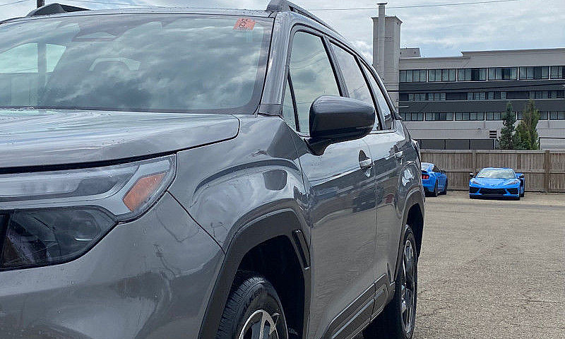 2025 Subaru Forester...