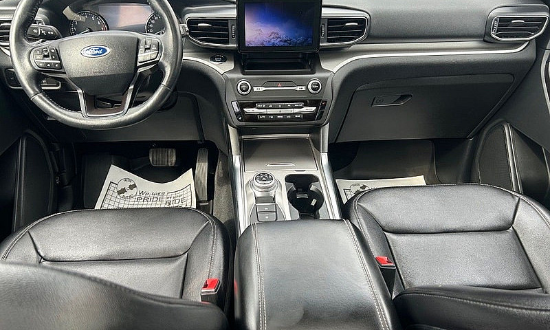 2020 Ford Explorer...