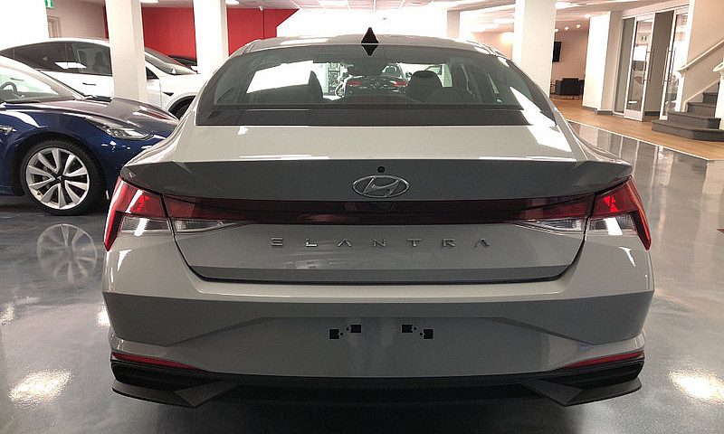 2021 Hyundai Elantra...