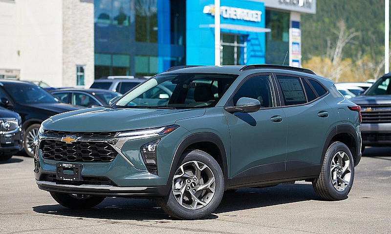 2025 Chevrolet Trax...