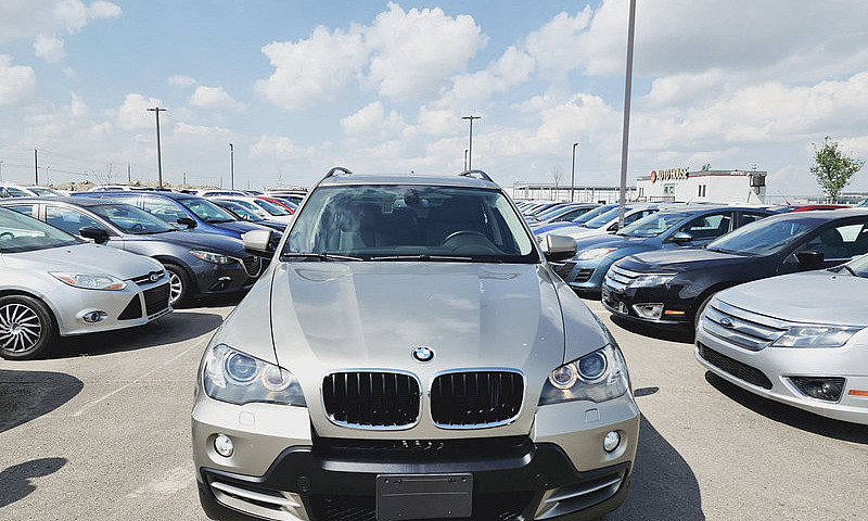 2009 Bmw X5...
