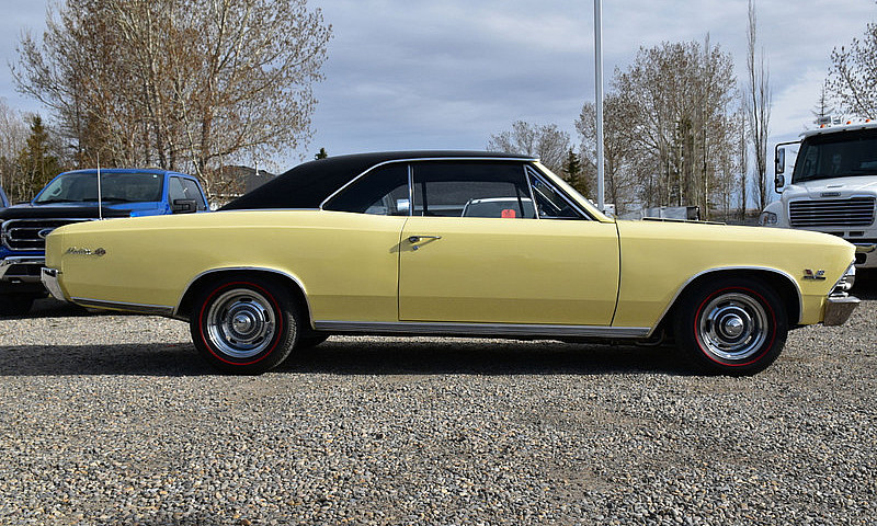 1966 Chevrolet Cheve...