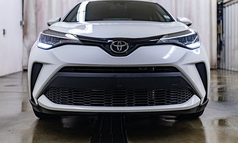 2021 Toyota C-Hr Xle...