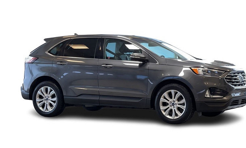 2020 Ford Edge Titan...
