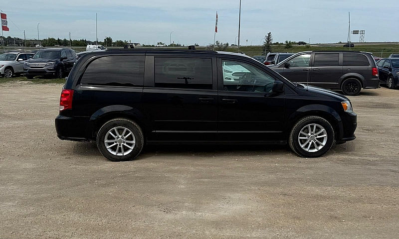 2017 Dodge Grand Car...
