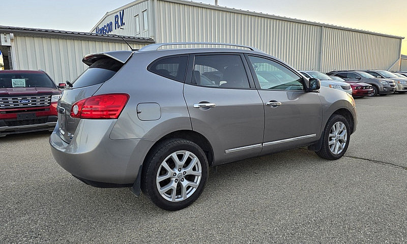 2011 Nissan Rogue Sv...