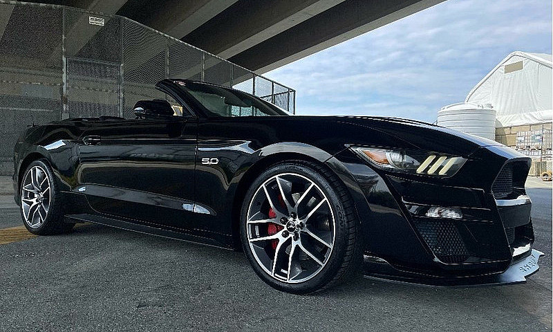2016 Ford Mustang 5....