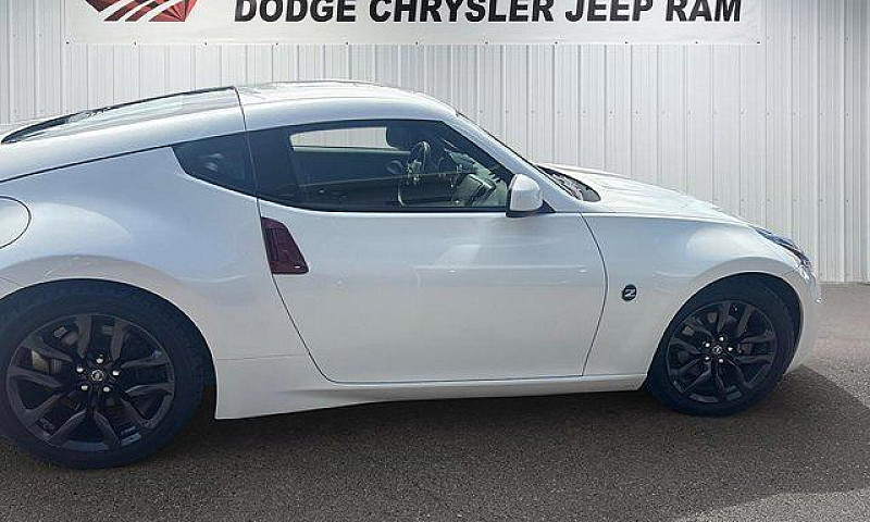 2017 Nissan 370Z...