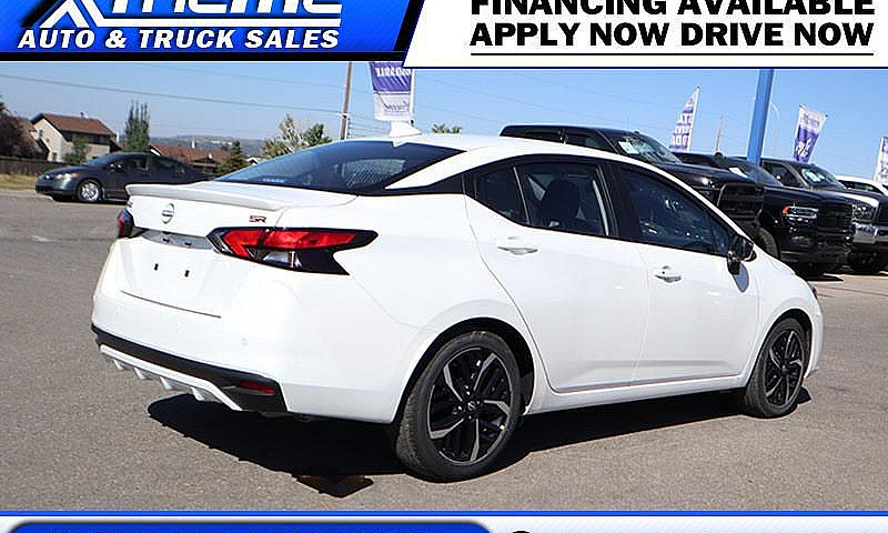 2024 Nissan Versa Sr...