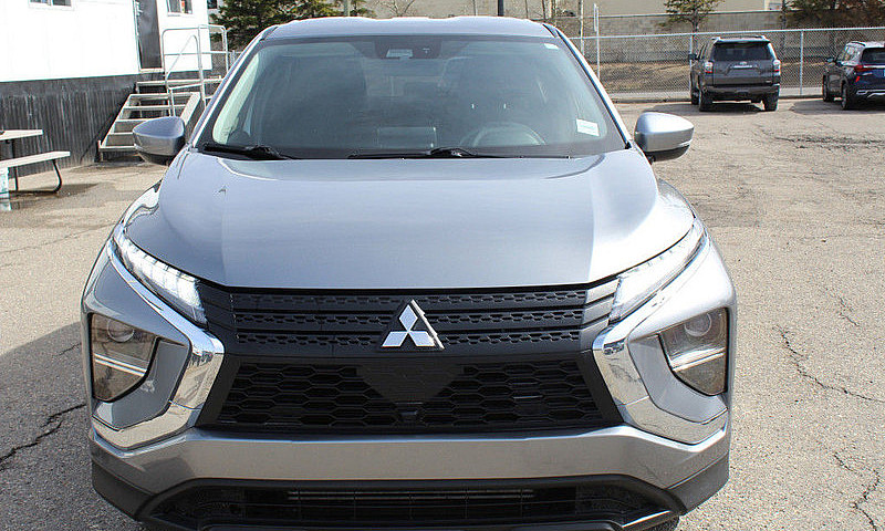 2022 Mitsubishi Ecli...