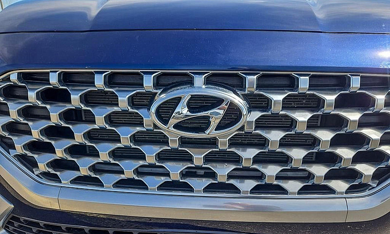 2022 Hyundai Santa F...