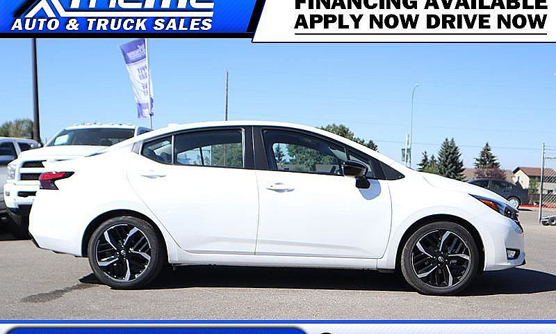2024 Nissan Versa Sr...