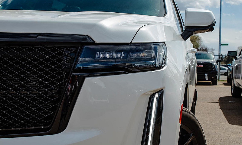 2022 Cadillac Escala...