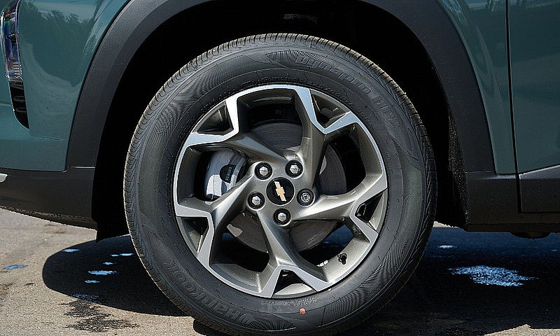 2025 Chevrolet Trax...