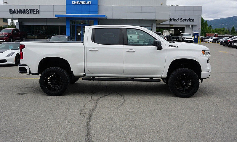 2022 Chevrolet Silve...