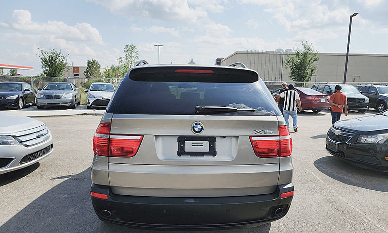 2009 Bmw X5...