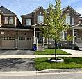 Townhouse For Rent In Oakridges, Bathurst And King 