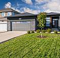 House For Sale: 10 Blackheath Close, River Park South