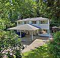 Duplex With Large Yard For Rent