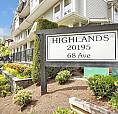 Large, Bright 4 Bedroom, 3 Bathroom Townhome In The Highlands