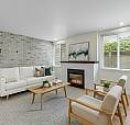 White Rock 2 Bed 2 Bath Condo 1100Sq + 613Sq Outdoor Space