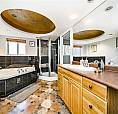 Spacious 1 Bed + Large Den | 1,190 Sq Ft | Private Entrance