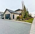 Spacious & Bright Basement Suite In Langley – 2 Bedrooms! 
