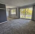 Central Location 2 Bed 2 Bath Condo In Saanich