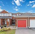 No Rear Neighbours! Updated 3-bed Townhome In Hunt Club Park