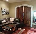 Century Home Charm, West Hamilton Walk To Locke! Parking Laundry