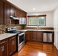Bright 3 Bedroom Main Suite