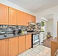 2 Big Bed, 1 Bath, Recently Painted Condo Close To Downtown