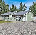 Two Detached Homes On A Private 1-Acre Property